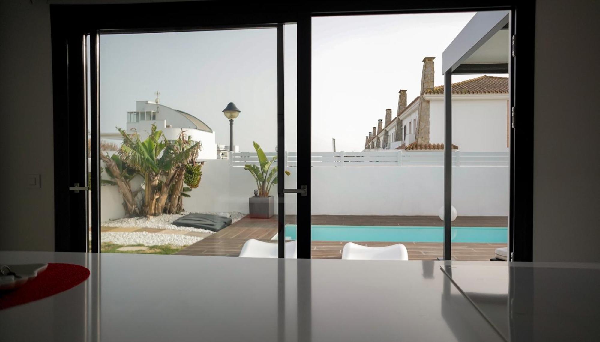 Villa Anyway Conil Un Lujo Frente Al Mar Conil De La Frontera Exterior foto